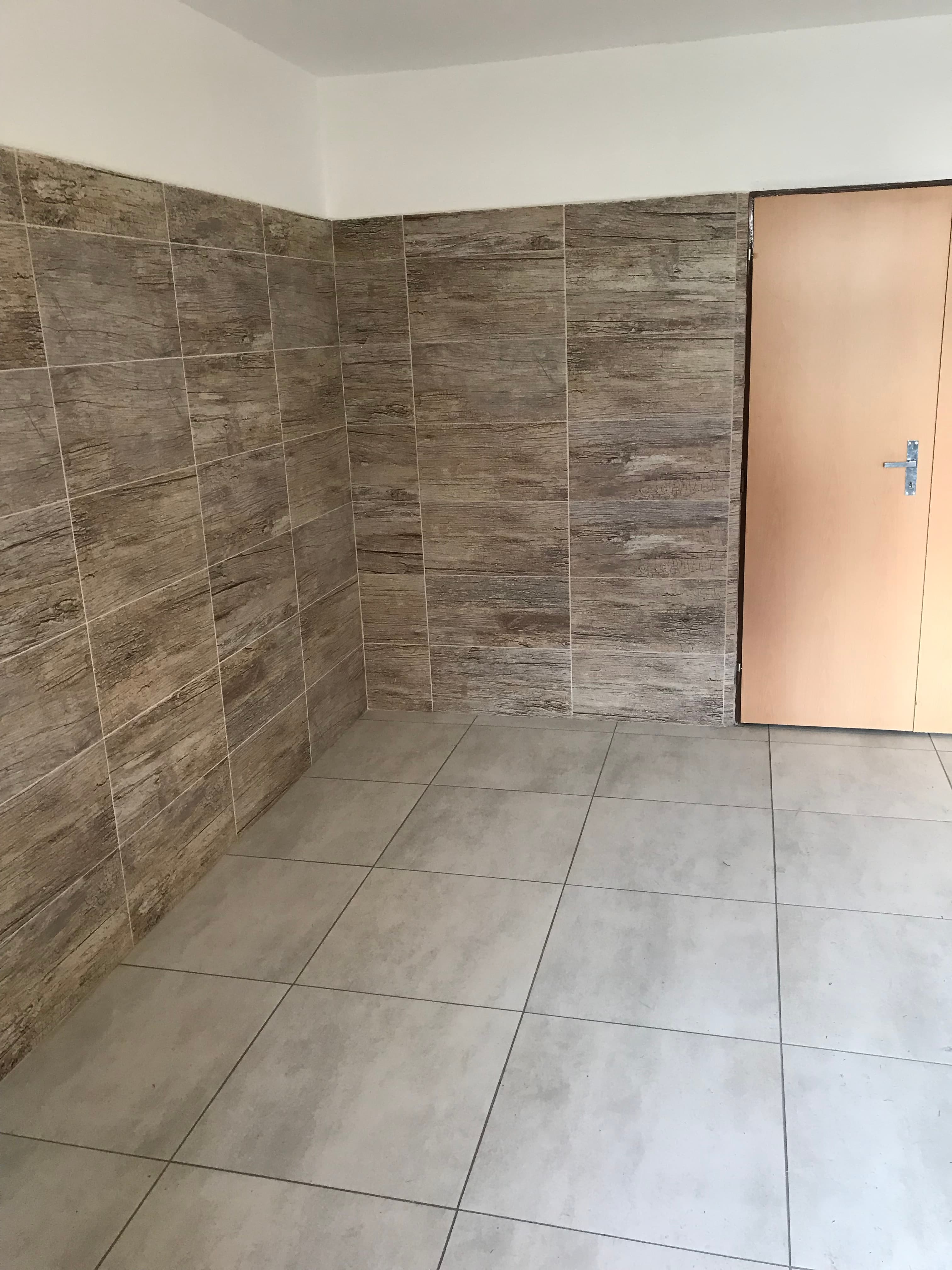 Obnova schodísk a spoločných priestorov - Bytový dom - Snina - fotka 37