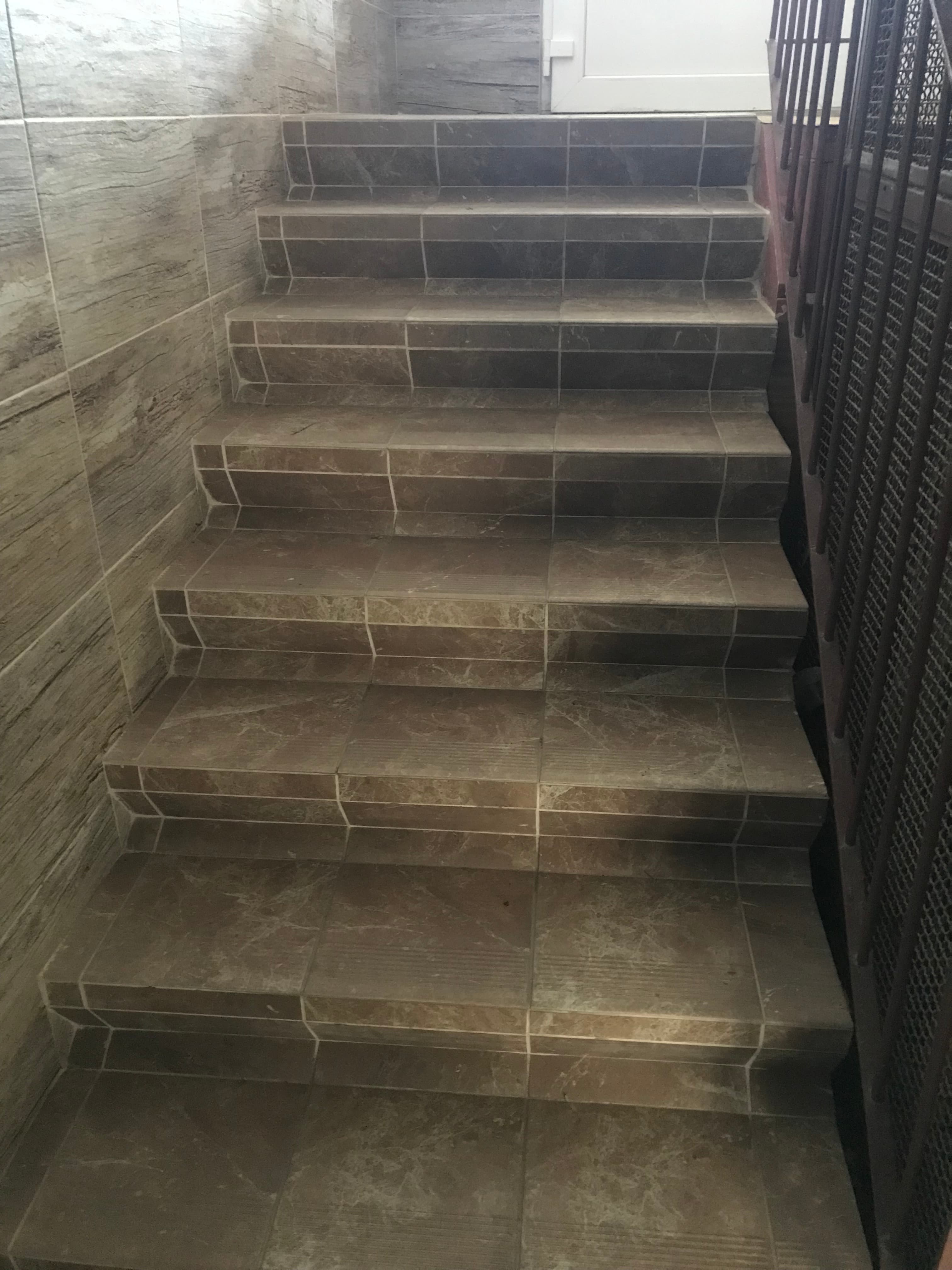 Obnova schodísk a spoločných priestorov - Bytový dom - Snina - fotka 30