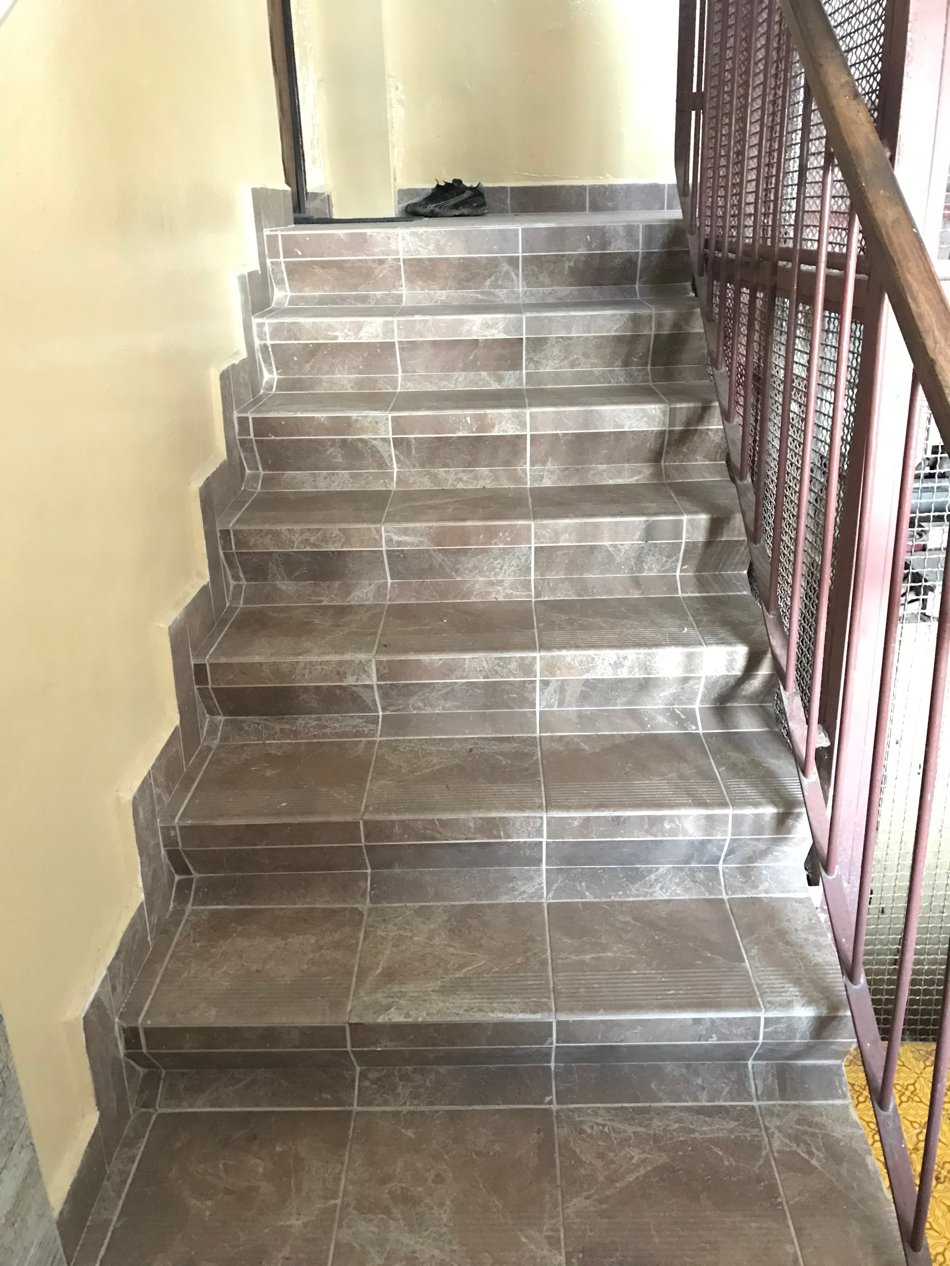 Obnova schodísk a spoločných priestorov - Bytový dom - Snina - fotka 24