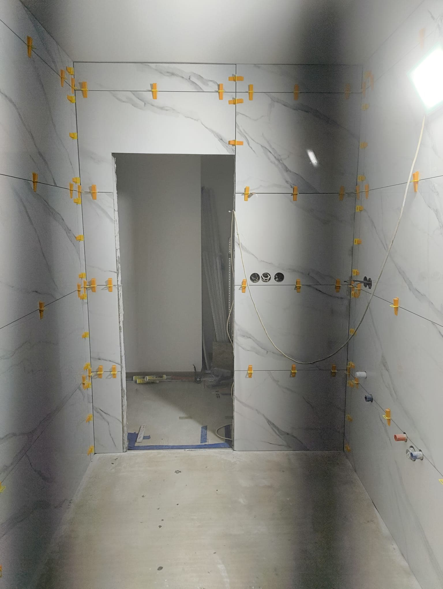 Renovácia bytového interiéru - Humenné - fotka 11