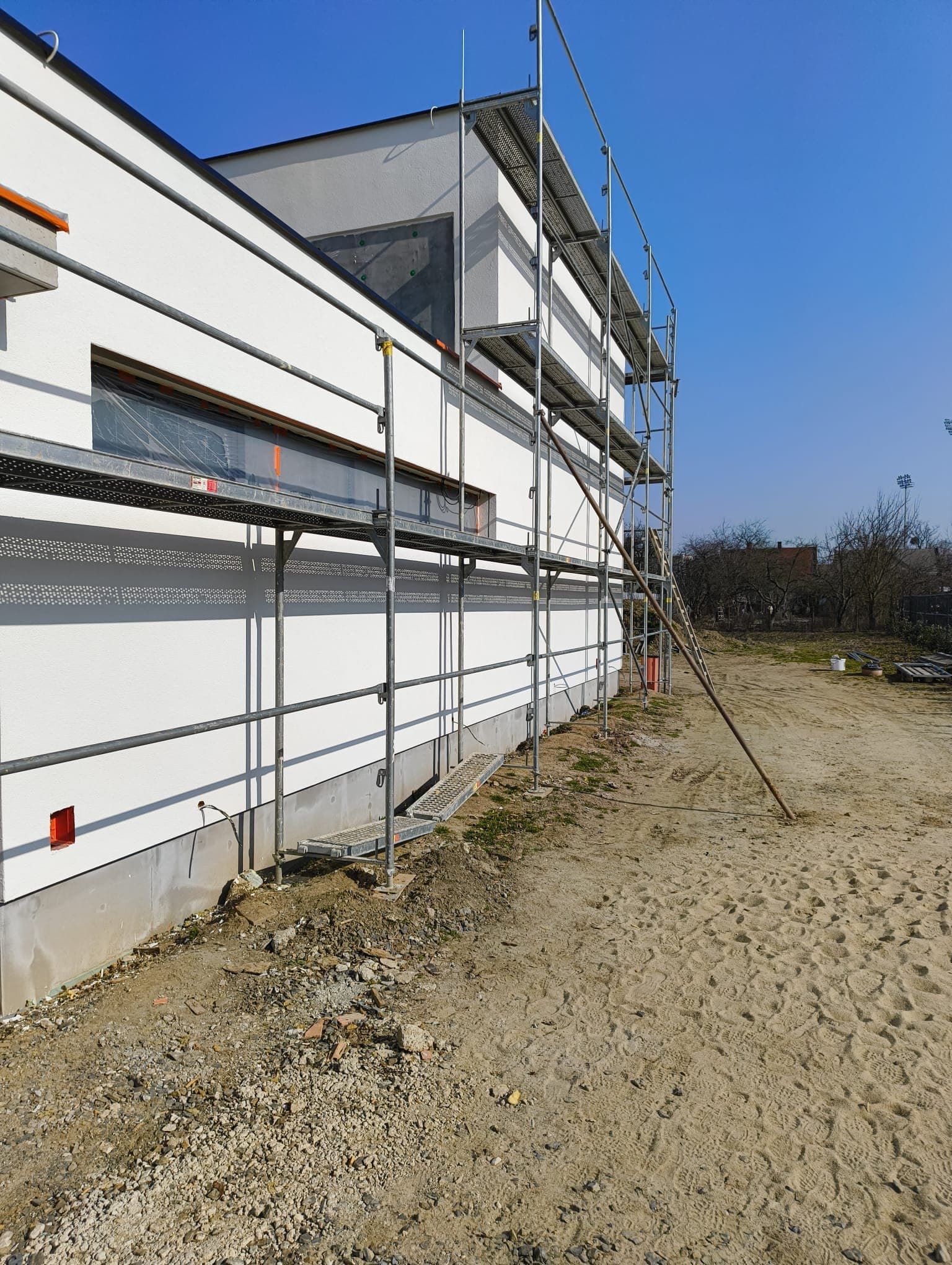 Zateplenie rodinného domu - Michalovce - fotka 1