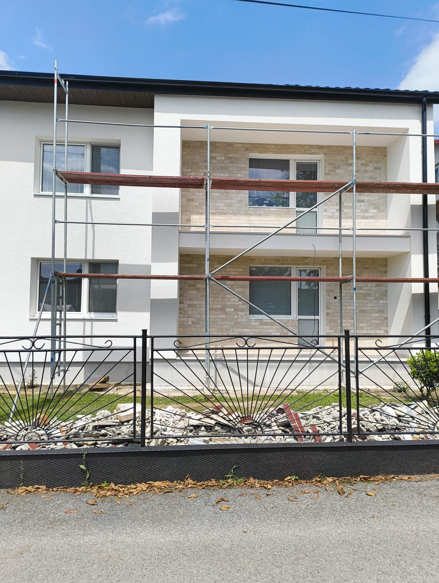 Zateplenie rodinného domu (projekt Obnov dom) - Stakčín - fotka 2