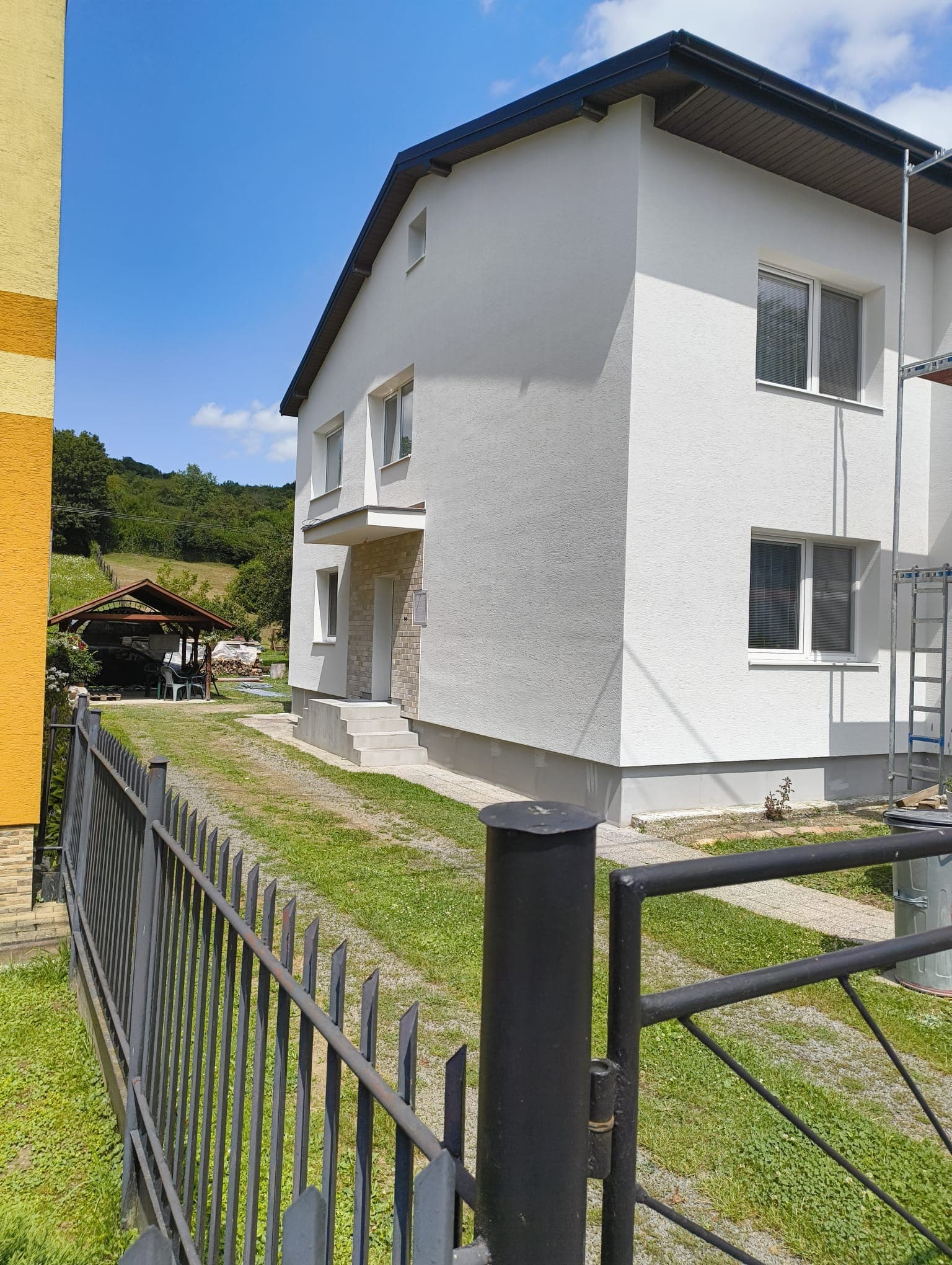 Zateplenie rodinného domu (projekt Obnov dom) - Stakčín - fotka 1