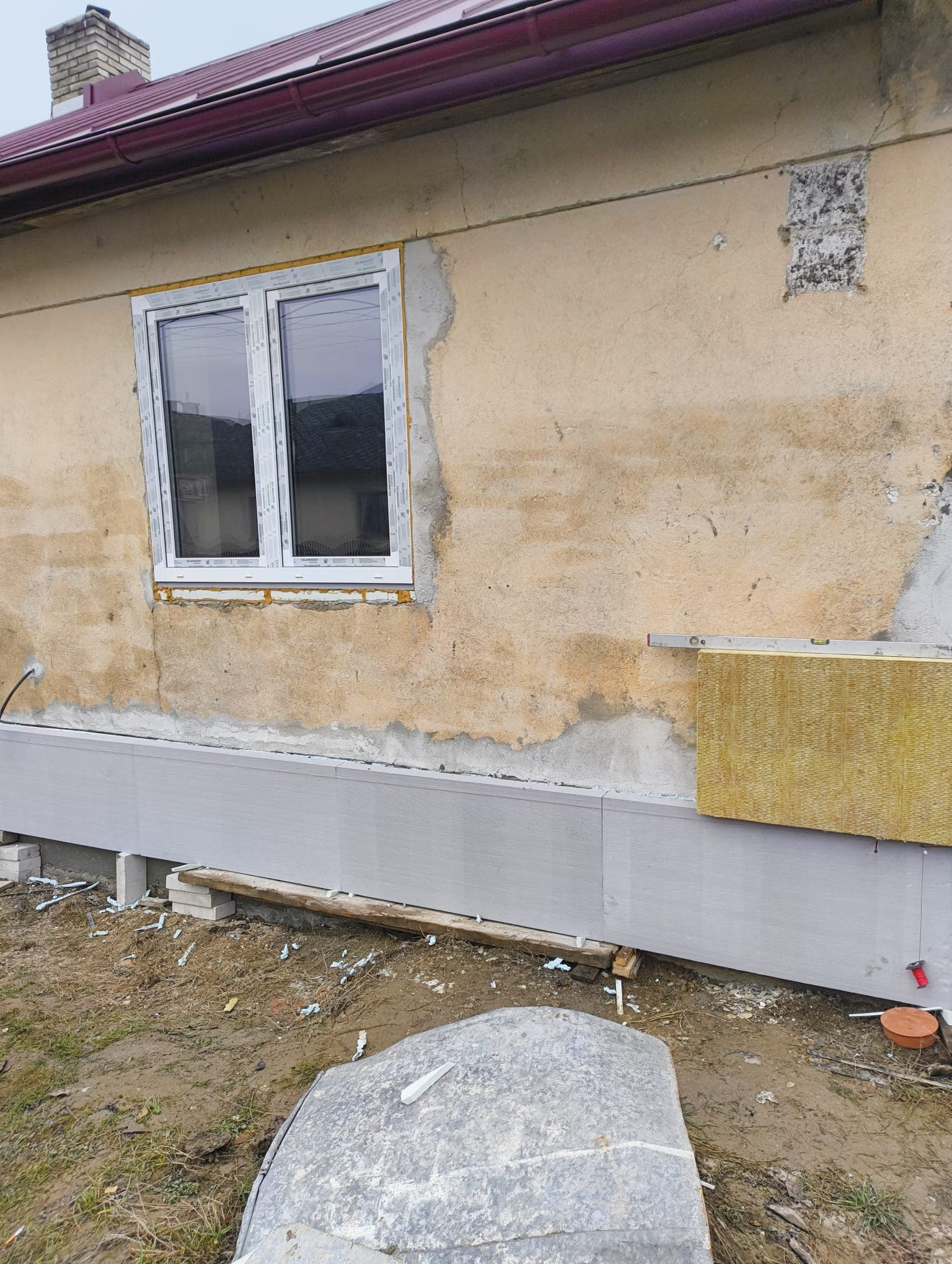 Zateplenie rodinného domu (projekt Obnov dom) - Snina - fotografia 1